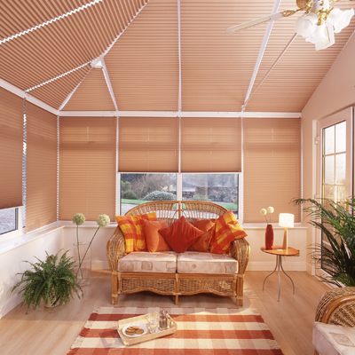 CONSERVATORY-PLEATED-FREEHANG