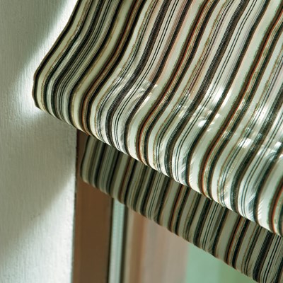 striped-fabric-roman-blind-close-up